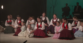 Kiskarácsony! Nagykarácsony! - karácsonyváró táncszínházi előadás - 1. rész